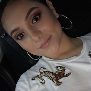 Meet your Posher, Sarai